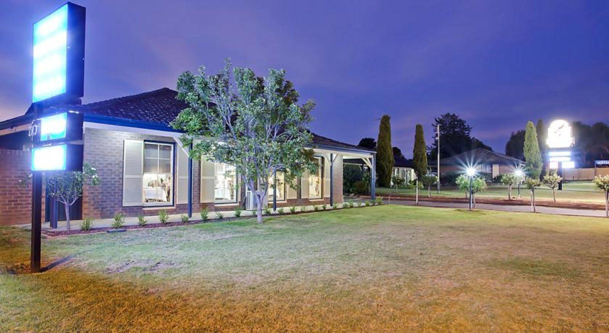 Bushman'S Motor Inn Parkes Exterior foto
